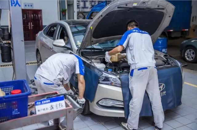 驚天秘聞: 開車去4S店做保養(yǎng)要花多少錢？